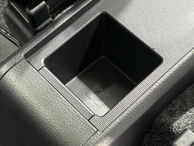 サクシード ハイブリッドＴＸ　禁煙車　セーフティセンス　純正ナビ　バックカメラ　オートライト　オートハイビーム　ＥＴＣ　盗難防止装置　プライバシーガラス　横滑防止装置　トラクションコントロール　ヘッドライトレベライザー（49枚目）