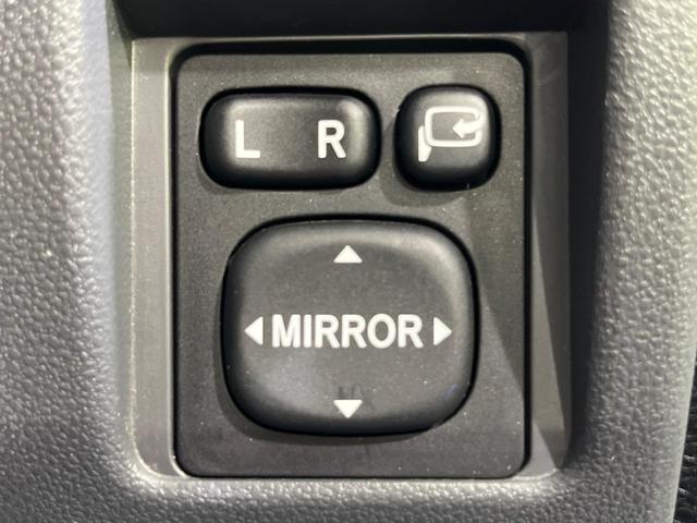 ハイゼットカーゴ クルーズ　禁煙車　５ＭＴ　純正オーディオ　キーレスエントリー　電動格納ミラー（6枚目）