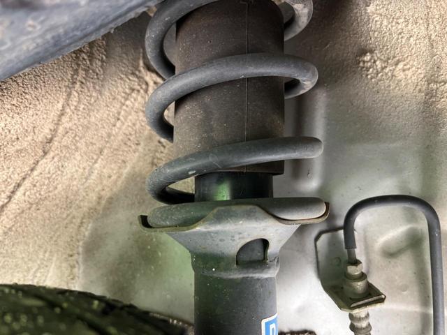 ハイゼットカーゴ クルーズ　禁煙車　５ＭＴ　純正オーディオ　キーレスエントリー　電動格納ミラー（20枚目）