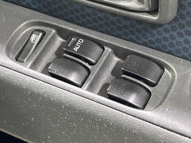 ハイゼットカーゴ クルーズ　禁煙車　５ＭＴ　純正オーディオ　キーレスエントリー　電動格納ミラー（22枚目）