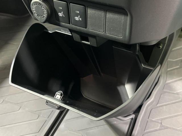 ルーミー カスタムG-T ターボ 両側電動ドア 9インチディスプレイオーディオ パノラミックビュー 寒冷地仕様 スマートアシスト レーダークルーズ 禁煙車 LEDヘッド 純正15インチアルミホイール(42枚目)