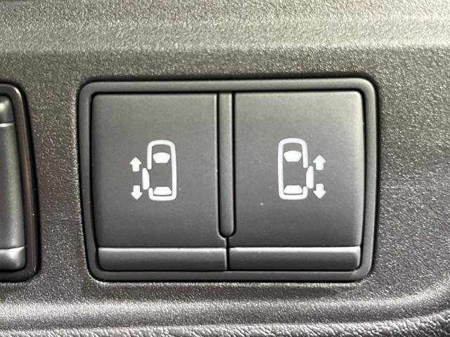 セレナ e-パワー オーテック スポーツスペック 両側電動スライドドア 純正ナビ 全周囲カメラ 寒冷地仕様 衝突軽減装置 プロパイロット 2トーンカラー ステアリングヒーター シートヒーター 合皮シート LEDヘッド ETC(3枚目)