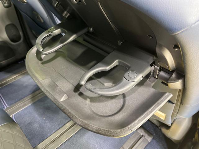 セレナ e-パワー オーテック スポーツスペック 両側電動スライドドア 純正ナビ 全周囲カメラ 寒冷地仕様 衝突軽減装置 プロパイロット 2トーンカラー ステアリングヒーター シートヒーター 合皮シート LEDヘッド ETC(44枚目)