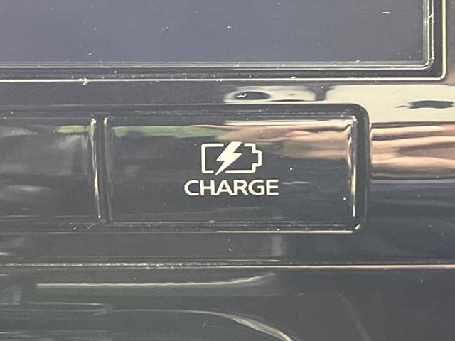 セレナ e-パワー オーテック スポーツスペック 両側電動スライドドア 純正ナビ 全周囲カメラ 寒冷地仕様 衝突軽減装置 プロパイロット 2トーンカラー ステアリングヒーター シートヒーター 合皮シート LEDヘッド ETC(57枚目)