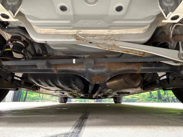 トール カスタムＧ　リミテッドＩＩ　ＳＡＩＩＩ　４ＷＤ　９インチナビ　両側電動スライドドア　全周囲カメラ　衝突被害軽減システム　ＬＥＤヘッド　シートヒーター　シートバックテーブル　ビルトインＥＴＣ　　オートハイビーム（20枚目）