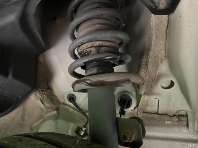 トール カスタムＧ　リミテッドＩＩ　ＳＡＩＩＩ　４ＷＤ　９インチナビ　両側電動スライドドア　全周囲カメラ　衝突被害軽減システム　ＬＥＤヘッド　シートヒーター　シートバックテーブル　ビルトインＥＴＣ　　オートハイビーム（21枚目）