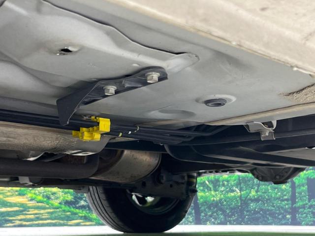 トール カスタムＧ　リミテッドＩＩ　ＳＡＩＩＩ　４ＷＤ　９インチナビ　両側電動スライドドア　全周囲カメラ　衝突被害軽減システム　ＬＥＤヘッド　シートヒーター　シートバックテーブル　ビルトインＥＴＣ　　オートハイビーム（23枚目）