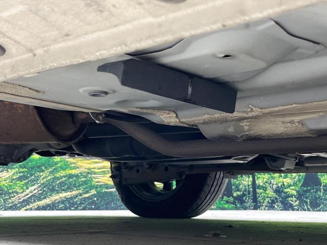 トール カスタムＧ　リミテッドＩＩ　ＳＡＩＩＩ　４ＷＤ　９インチナビ　両側電動スライドドア　全周囲カメラ　衝突被害軽減システム　ＬＥＤヘッド　シートヒーター　シートバックテーブル　ビルトインＥＴＣ　　オートハイビーム（24枚目）