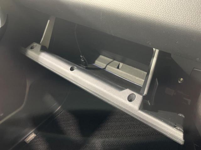 トール カスタムＧ　リミテッドＩＩ　ＳＡＩＩＩ　４ＷＤ　９インチナビ　両側電動スライドドア　全周囲カメラ　衝突被害軽減システム　ＬＥＤヘッド　シートヒーター　シートバックテーブル　ビルトインＥＴＣ　　オートハイビーム（52枚目）