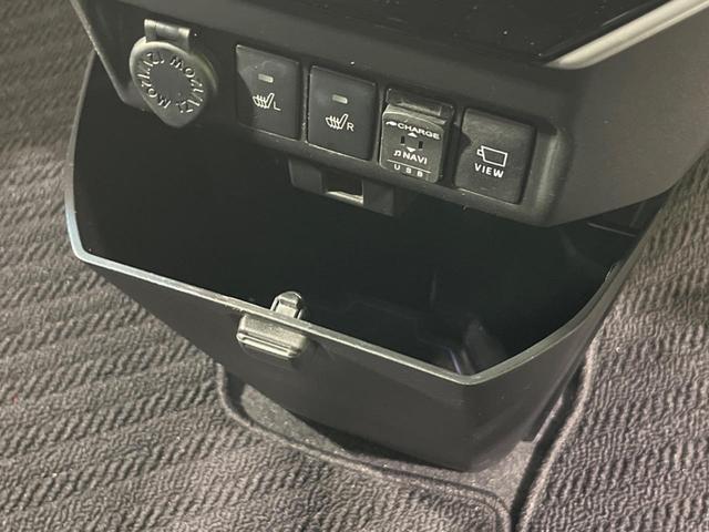 トール カスタムＧ　リミテッドＩＩ　ＳＡＩＩＩ　４ＷＤ　９インチナビ　両側電動スライドドア　全周囲カメラ　衝突被害軽減システム　ＬＥＤヘッド　シートヒーター　シートバックテーブル　ビルトインＥＴＣ　　オートハイビーム（53枚目）