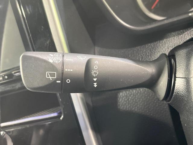 トール カスタムＧ　リミテッドＩＩ　ＳＡＩＩＩ　４ＷＤ　９インチナビ　両側電動スライドドア　全周囲カメラ　衝突被害軽減システム　ＬＥＤヘッド　シートヒーター　シートバックテーブル　ビルトインＥＴＣ　　オートハイビーム（56枚目）