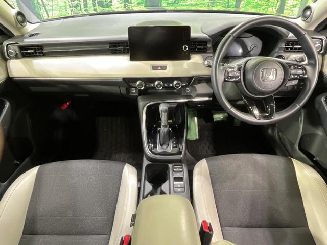 ヴェゼル ｅ：ＨＥＶ　Ｚ　４ＷＤ　純正９インチナビ　全周囲カメラ　衝突被害軽減システム　レーダークルーズ　禁煙車　パワーリアゲート　ハーフレザーシート　コーナーセンサー　スマートキー　ＬＥＤヘッド　ビルトインＥＴＣ（2枚目）