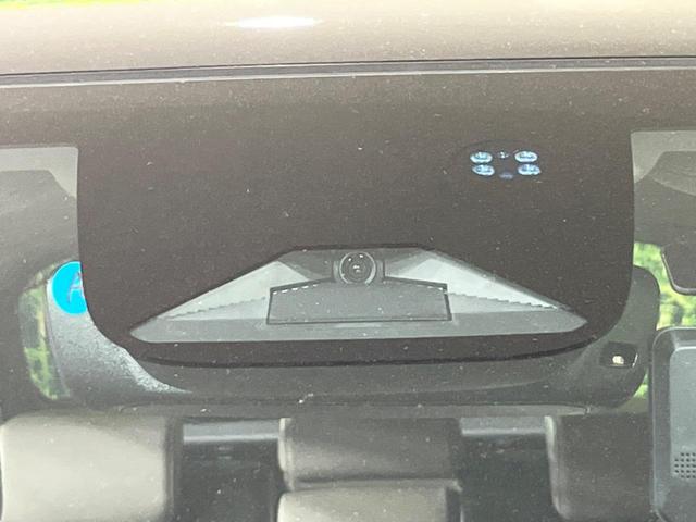 ヴェゼル ｅ：ＨＥＶ　Ｚ　４ＷＤ　純正９インチナビ　全周囲カメラ　衝突被害軽減システム　レーダークルーズ　禁煙車　パワーリアゲート　ハーフレザーシート　コーナーセンサー　スマートキー　ＬＥＤヘッド　ビルトインＥＴＣ（5枚目）