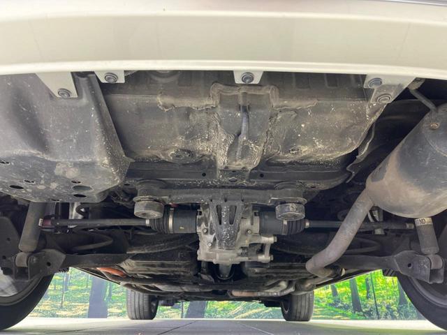 ヴェゼル ｅ：ＨＥＶ　Ｚ　４ＷＤ　純正９インチナビ　全周囲カメラ　衝突被害軽減システム　レーダークルーズ　禁煙車　パワーリアゲート　ハーフレザーシート　コーナーセンサー　スマートキー　ＬＥＤヘッド　ビルトインＥＴＣ（19枚目）