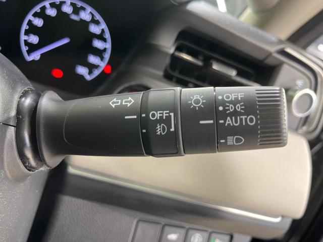 ヴェゼル ｅ：ＨＥＶ　Ｚ　４ＷＤ　純正９インチナビ　全周囲カメラ　衝突被害軽減システム　レーダークルーズ　禁煙車　パワーリアゲート　ハーフレザーシート　コーナーセンサー　スマートキー　ＬＥＤヘッド　ビルトインＥＴＣ（27枚目）