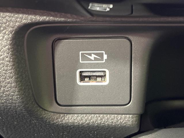 ヴェゼル ｅ：ＨＥＶ　Ｚ　４ＷＤ　純正９インチナビ　全周囲カメラ　衝突被害軽減システム　レーダークルーズ　禁煙車　パワーリアゲート　ハーフレザーシート　コーナーセンサー　スマートキー　ＬＥＤヘッド　ビルトインＥＴＣ（49枚目）