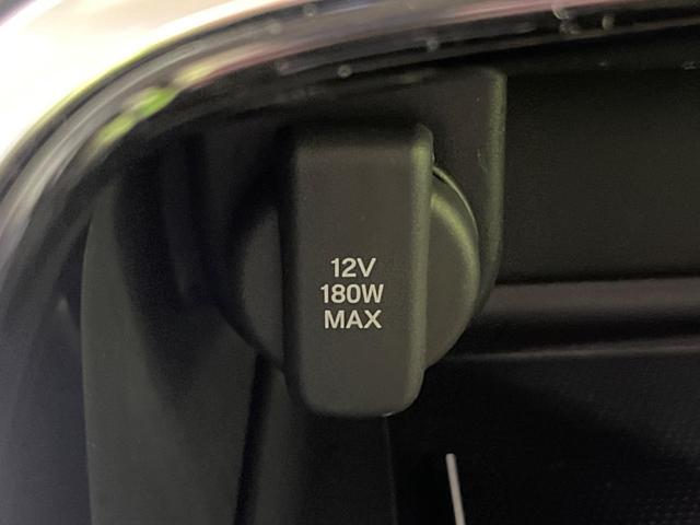 ヴェゼル ｅ：ＨＥＶ　Ｚ　４ＷＤ　純正９インチナビ　全周囲カメラ　衝突被害軽減システム　レーダークルーズ　禁煙車　パワーリアゲート　ハーフレザーシート　コーナーセンサー　スマートキー　ＬＥＤヘッド　ビルトインＥＴＣ（51枚目）