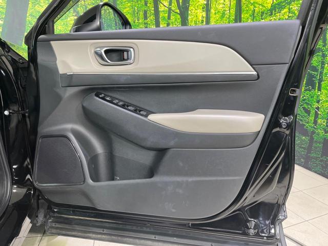 ヴェゼル ｅ：ＨＥＶ　Ｚ　４ＷＤ　純正９インチナビ　全周囲カメラ　衝突被害軽減システム　レーダークルーズ　禁煙車　パワーリアゲート　ハーフレザーシート　コーナーセンサー　スマートキー　ＬＥＤヘッド　ビルトインＥＴＣ（63枚目）