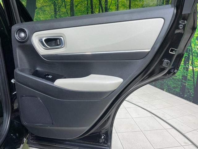 ヴェゼル ｅ：ＨＥＶ　Ｚ　４ＷＤ　純正９インチナビ　全周囲カメラ　衝突被害軽減システム　レーダークルーズ　禁煙車　パワーリアゲート　ハーフレザーシート　コーナーセンサー　スマートキー　ＬＥＤヘッド　ビルトインＥＴＣ（65枚目）