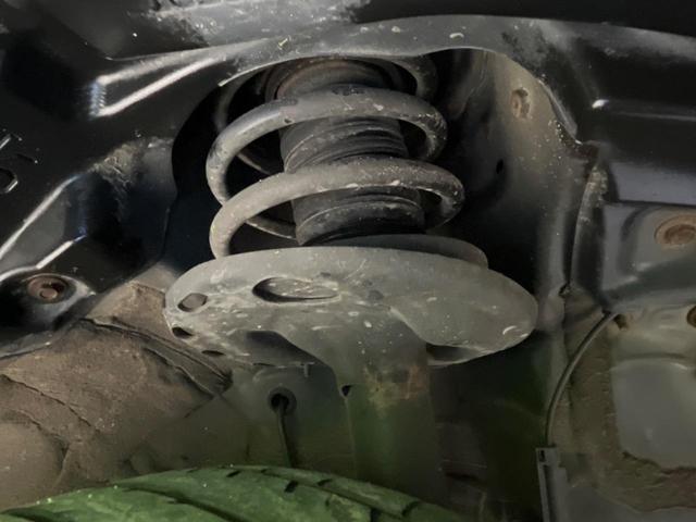 ヴォクシー ＺＳ　煌　純正１０．５インチナビ　両側電動スライドドア　寒冷地仕様　７人乗り　衝突軽減装置　禁煙車　バックカメラ　ＬＥＤヘッドライト　オートハイビーム　クルーズコントロール（20枚目）