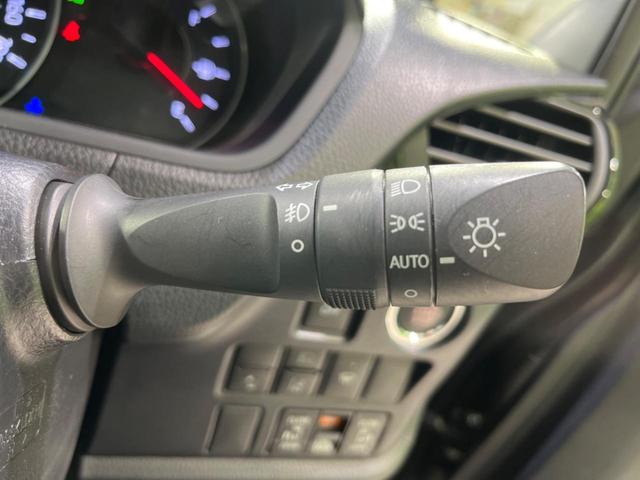 ヴォクシー ＺＳ　煌　純正１０．５インチナビ　両側電動スライドドア　寒冷地仕様　７人乗り　衝突軽減装置　禁煙車　バックカメラ　ＬＥＤヘッドライト　オートハイビーム　クルーズコントロール（25枚目）