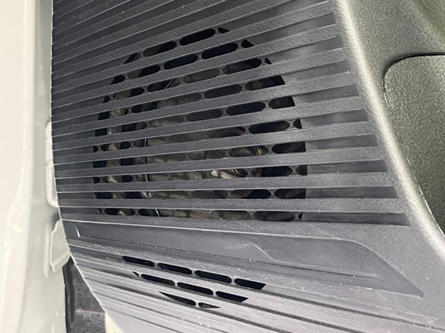 ノート Ｘ　衝突被害軽減システム　純正９インチナビ　全周囲カメラ　寒冷地仕様　ＬＥＤヘッドライト　ブラインドスポットモニター　シートヒーター　コーナーセンサー　スマートキー　オートハイビーム（60枚目）