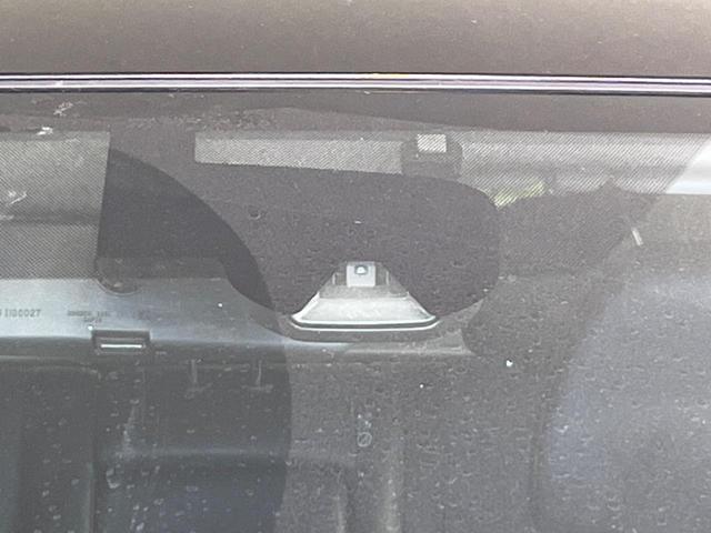 エクストレイル ２０Ｘ　エマージェンシーブレーキパッケージ　４ＷＤ　バックカメラ　衝突被害軽減システム　禁煙車　スマートキー　ＬＥＤヘッドライト　ＥＴＣ　純正１７インチアルミ　オートライト　デュアルエアコン　Ｂｌｕｅｔｏｏｔｈ　ＣＤ　ＤＶＤ再生（3枚目）