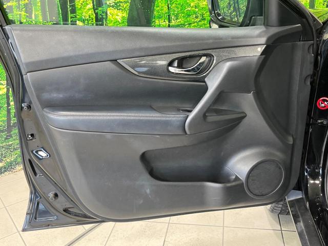 エクストレイル ２０Ｘ　エマージェンシーブレーキパッケージ　４ＷＤ　バックカメラ　衝突被害軽減システム　禁煙車　スマートキー　ＬＥＤヘッドライト　ＥＴＣ　純正１７インチアルミ　オートライト　デュアルエアコン　Ｂｌｕｅｔｏｏｔｈ　ＣＤ　ＤＶＤ再生（53枚目）