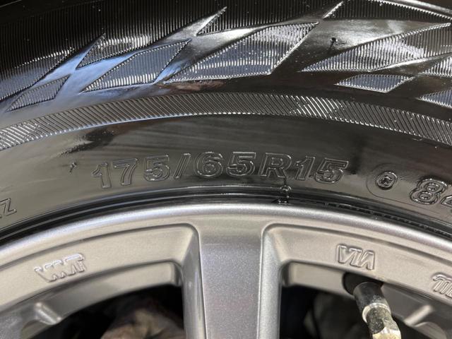 スイフト ハイブリッドRS 4WD 純正7インチナビ バックカメラ 衝突被害軽減システム ブラインドスポットモニター シートヒーター レーダークルーズ 禁煙車 スマートキー LEDヘッド ETC 車線逸脱警報(64枚目)