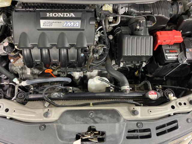 フィットシャトルハイブリッド ハイブリッド　クールエディション　ＳＤナビ　バックカメラ　寒冷地仕様　禁煙車　ハーフレザーシート　ＬＥＤヘッド　クルコン　純正１５インチアルミ　オートライト　デュアルエアコン　Ｂｌｕｅｔｏｏｔｈ　ＣＤ　ＤＶＤ再生　フルセグ（19枚目）