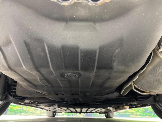 フィットシャトルハイブリッド ハイブリッド　クールエディション　ＳＤナビ　バックカメラ　寒冷地仕様　禁煙車　ハーフレザーシート　ＬＥＤヘッド　クルコン　純正１５インチアルミ　オートライト　デュアルエアコン　Ｂｌｕｅｔｏｏｔｈ　ＣＤ　ＤＶＤ再生　フルセグ（20枚目）