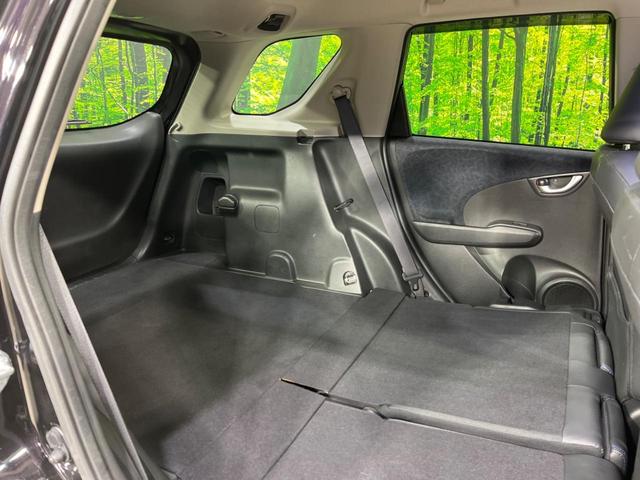 フィットシャトルハイブリッド ハイブリッド　クールエディション　ＳＤナビ　バックカメラ　寒冷地仕様　禁煙車　ハーフレザーシート　ＬＥＤヘッド　クルコン　純正１５インチアルミ　オートライト　デュアルエアコン　Ｂｌｕｅｔｏｏｔｈ　ＣＤ　ＤＶＤ再生　フルセグ（43枚目）