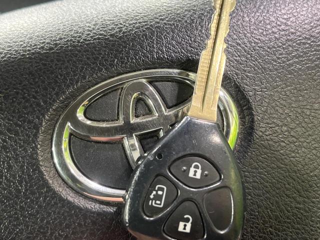 �y�L�[���X�z�������ꂽ�ꏊ����ł��{�^����Ńh�A�̊J���E�{�����ł���̂łƂ��Ă��֗��I�h�A�̌�������ɏ������邱�Ƃ�����܂����