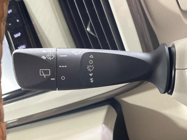 ムーヴキャンバス Ｇメイクアップリミテッド　ＳＡＩＩＩ　衝突軽減システム　両側電動スライドドア　寒冷地仕様　禁煙車　全周囲カメラ　７インチナビ　シートヒーター　ＬＥＤヘッドライト　オートハイビーム　オートエアコン　Ｂｌｕｅｔｏｏｔｈ再生　フルセグＴＶ（25枚目）