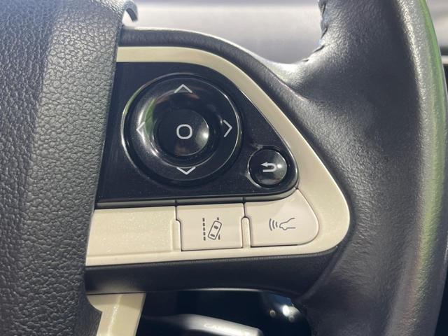 プリウス Ａプレミアム　モデリスタエアロ　衝突軽減システム　４ＷＤ　純正９インチナビ　寒冷地仕様　合皮シート　パワーシート　ブラインドスポットモニター　ヘッドアップディスプレイ　ＬＥＤヘッドライト　Ｂｌｕｅｔｏｏｔｈ再生（26枚目）