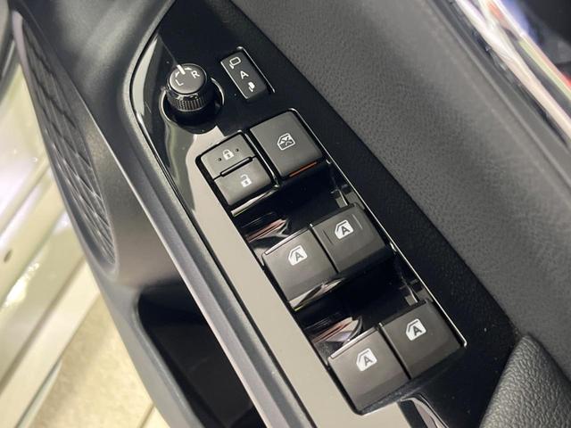 プリウス Ａプレミアム　モデリスタエアロ　衝突軽減システム　４ＷＤ　純正９インチナビ　寒冷地仕様　合皮シート　パワーシート　ブラインドスポットモニター　ヘッドアップディスプレイ　ＬＥＤヘッドライト　Ｂｌｕｅｔｏｏｔｈ再生（30枚目）