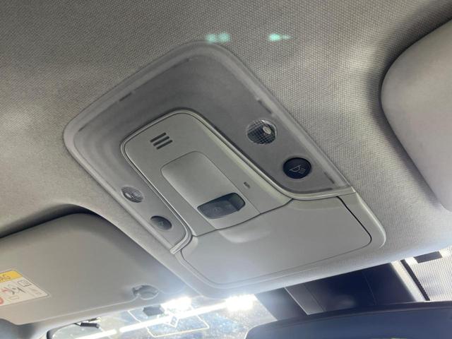 プリウス Ａプレミアム　モデリスタエアロ　衝突軽減システム　４ＷＤ　純正９インチナビ　寒冷地仕様　合皮シート　パワーシート　ブラインドスポットモニター　ヘッドアップディスプレイ　ＬＥＤヘッドライト　Ｂｌｕｅｔｏｏｔｈ再生（48枚目）