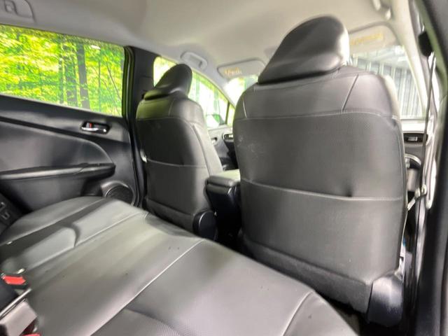 プリウス Ａプレミアム　モデリスタエアロ　衝突軽減システム　４ＷＤ　純正９インチナビ　寒冷地仕様　合皮シート　パワーシート　ブラインドスポットモニター　ヘッドアップディスプレイ　ＬＥＤヘッドライト　Ｂｌｕｅｔｏｏｔｈ再生（54枚目）