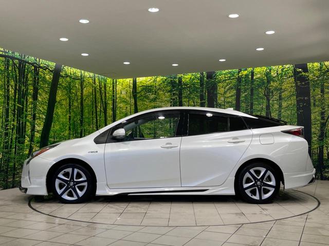 プリウス Ａプレミアム　モデリスタエアロ　衝突軽減システム　４ＷＤ　純正９インチナビ　寒冷地仕様　合皮シート　パワーシート　ブラインドスポットモニター　ヘッドアップディスプレイ　ＬＥＤヘッドライト　Ｂｌｕｅｔｏｏｔｈ再生（61枚目）