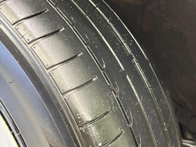 プリウス Ａプレミアム　モデリスタエアロ　衝突軽減システム　４ＷＤ　純正９インチナビ　寒冷地仕様　合皮シート　パワーシート　ブラインドスポットモニター　ヘッドアップディスプレイ　ＬＥＤヘッドライト　Ｂｌｕｅｔｏｏｔｈ再生（67枚目）