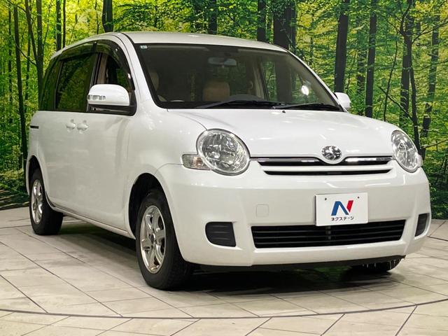 シエンタ Ｘ　７人乗り　４ＷＤ　禁煙車　ＣＤ　ベージュインテリア　パワーウィンドウ　電動格納ミラー　ヘッドライトレベライザー　ウィンカーミラー（14枚目）