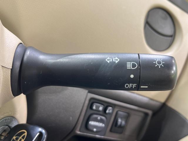 シエンタ Ｘ　７人乗り　４ＷＤ　禁煙車　ＣＤ　ベージュインテリア　パワーウィンドウ　電動格納ミラー　ヘッドライトレベライザー　ウィンカーミラー（23枚目）