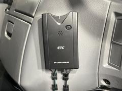 【ＥＴＣ】高速道路の料金所をストレスなく通過！話題のスポットやサービスエリアに多い「スマートIntercooler」利用時は必須のアイテムです。当店でセットアップを実施、ご納車当日からすぐにご利用いただけます！ 7