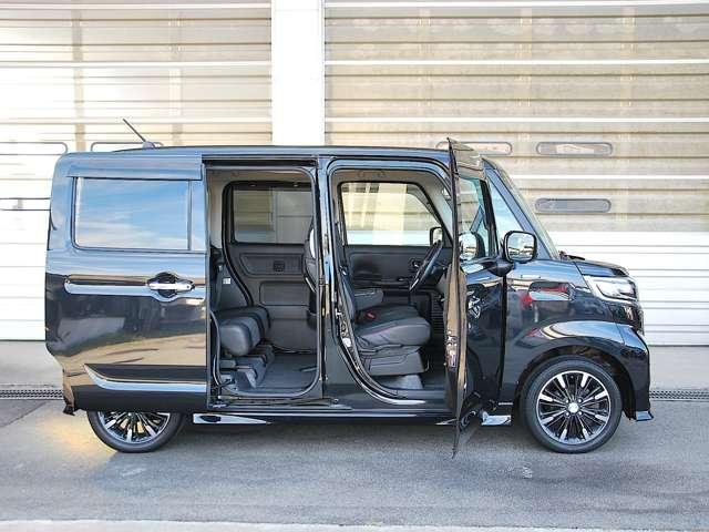 フレアワゴンカスタムスタイル ６６０　カスタムスタイル　ハイブリッド　ＸＳ　４ＷＤ　車線逸脱警報装置・衝突被害軽減装置・前席（6枚目）