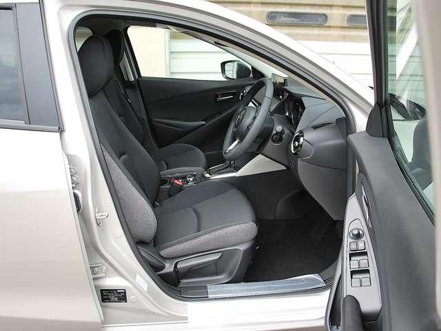 MAZDA2 1.5 15BD i セレクション ・マツダコネクトパッケージ(車載通信機搭(14枚目)