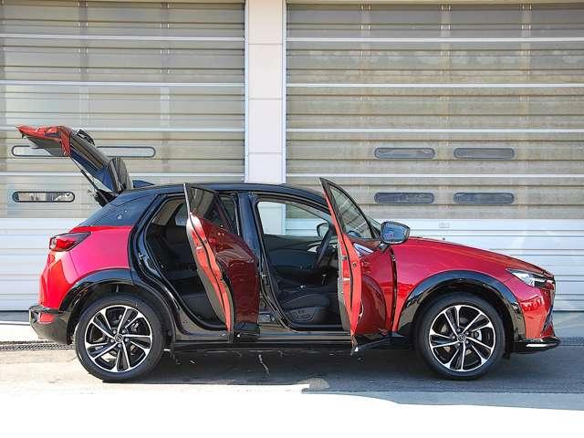 CX-3 1.5 15S ビビッド モノトーン 4WD ・ブラックキャビン/シグネチャーウイング((8枚目)