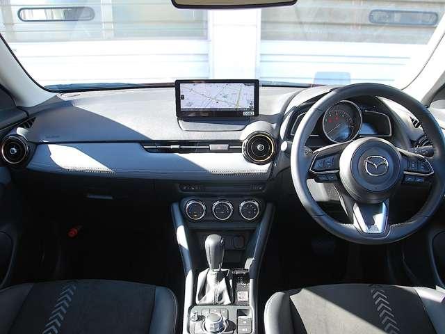 CX-3 1.5 15S ビビッド モノトーン 4WD ・ブラックキャビン/シグネチャーウイング((9枚目)