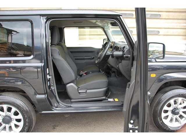ジムニー ６６０　ＸＬ　４ＷＤ（13枚目）