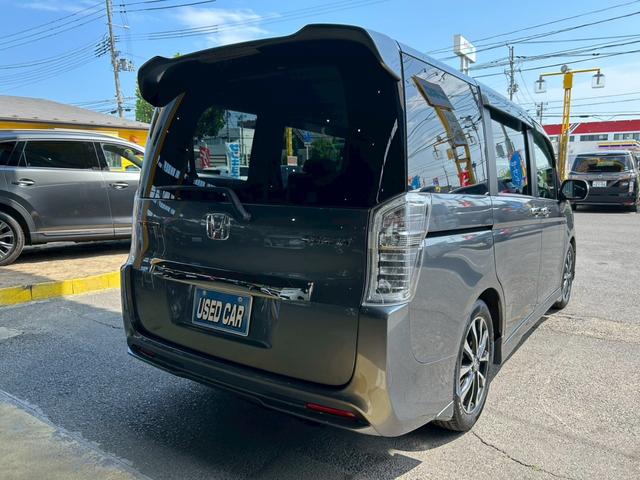 ステップワゴンスパーダ Ｚ　クールスピリット　禁煙車　純正９インチナビ　両側パワースライド　バックカメラ　ＨＩＤオートライト　ハーフレザーシート　クルーズコントロール　ＥＴＣ　パドルシフト　アイドリングストップ　純正アルミホイール（77枚目）