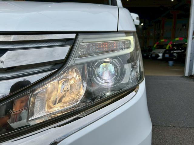 ステップワゴンスパーダ  ギャザーズSDナビ CDDVD再生バックカメラ 両側パワースライドドア クルーズコントロール 前後ドラレコ HIDオートライト ETC アイドリングストップ 横滑り防止(47枚目)